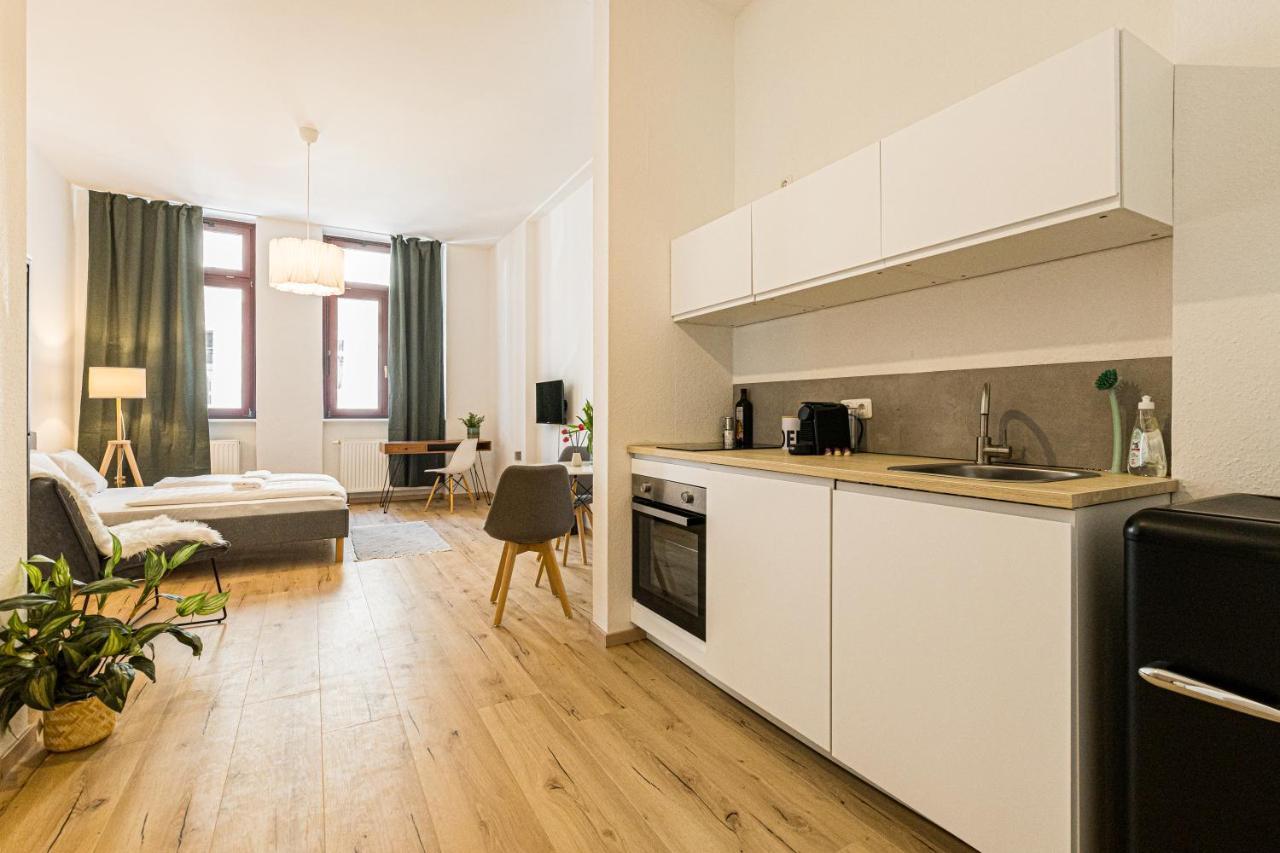 Ruhige Und Stilvolle Wohnung Am Clara-Zetkin-Park Leipzig Luaran gambar